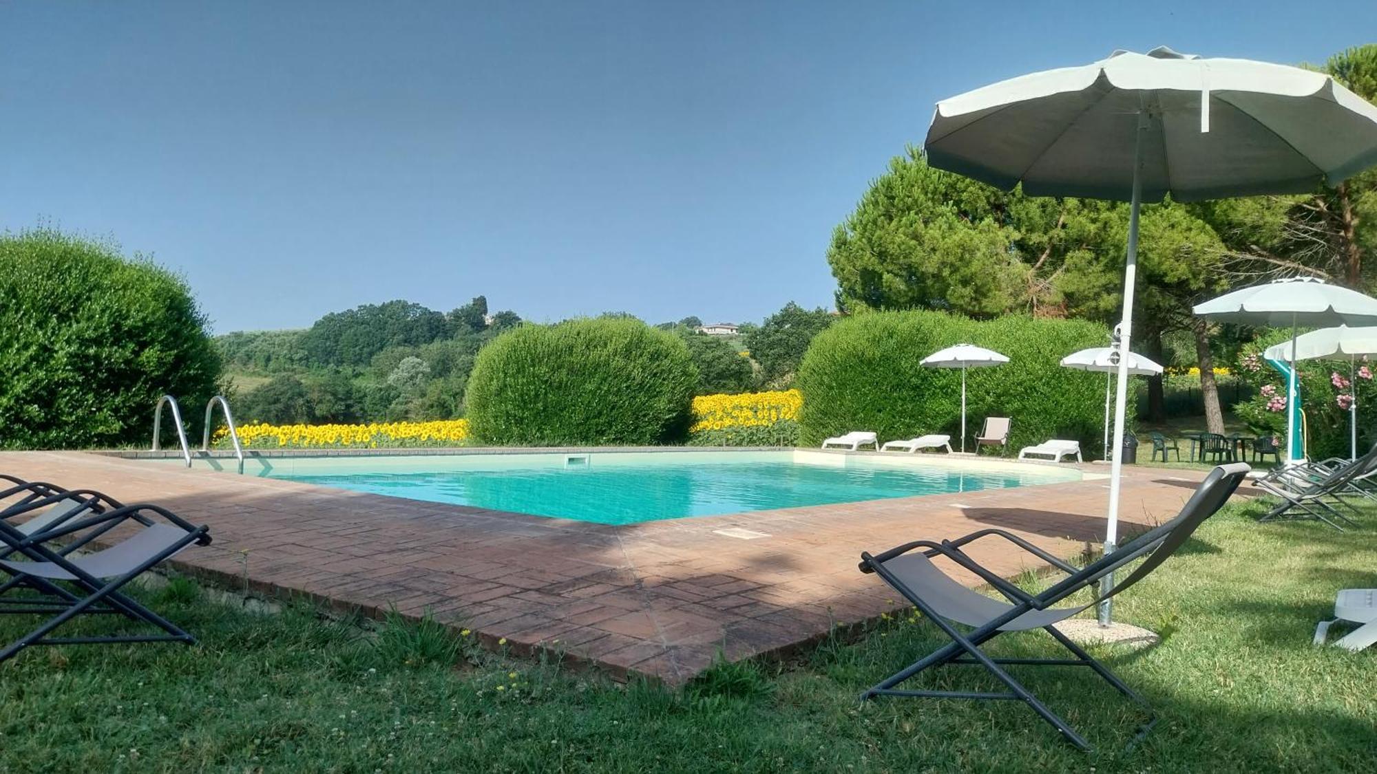 Il Borghetto Villa Todi Bagian luar foto