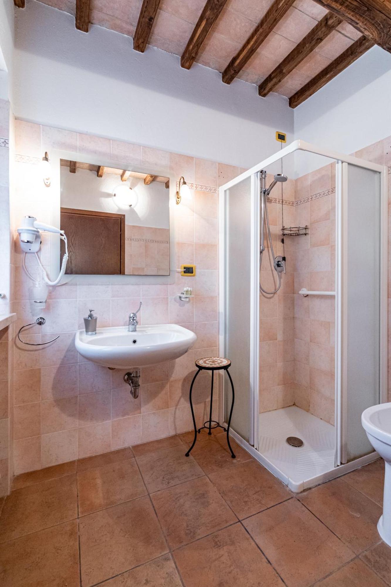 Il Borghetto Villa Todi Bagian luar foto